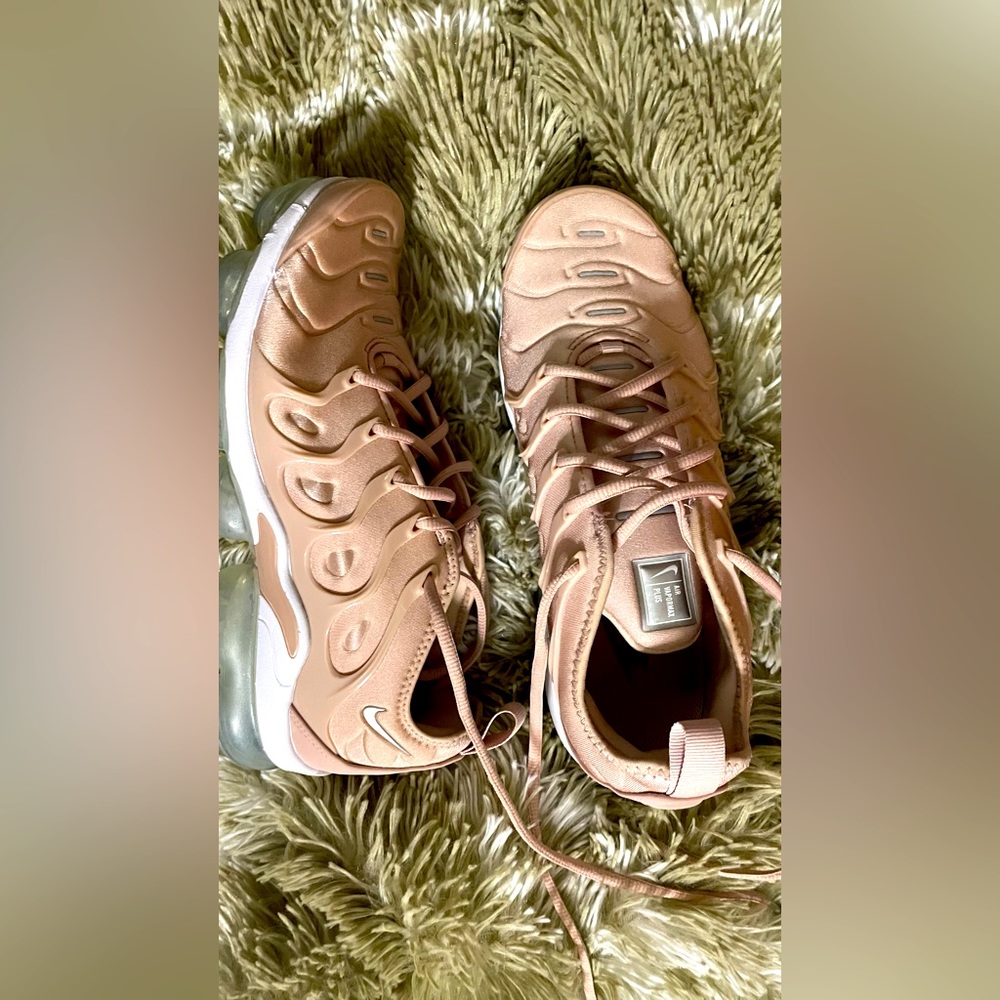 2021 Wmns Air VaporMax Plus 'Pink
Oxford'